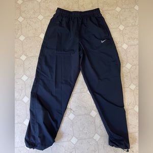 Nike Dri-Fit Sz. Medium Black Athletic Pants with Pockets